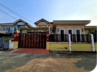 Houses for sale Bang Khun Thian : FOR SALE  HOUSE PROPERTY  5186000 BAHT.
