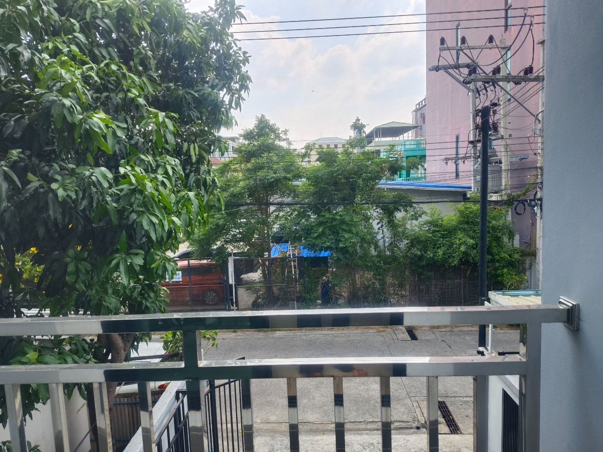 รูป บ้านใหม่พร้อมอยู่ รังสิต คลอง 1 ครัว Built-in สวย ไม่ต้องทำเพิ่ม เข้าอยู่ได้เลย ทำเลดี ใกล้ฟิวเจอร์พาร์ค รังสิต เดินทางสะดวก 2.xx ลบ. - รูปที่ 19/30