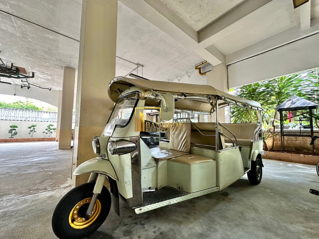 รูป Large 3 Bedroom Phrom Phong Apartment With Private Terrace - BR0961AP - รูปที่ 42/44