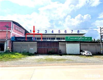Shophouses for sale Phrae : FOR SALE  COMMERCIAL BUILDING PROPERTY  3208000 BAHT.