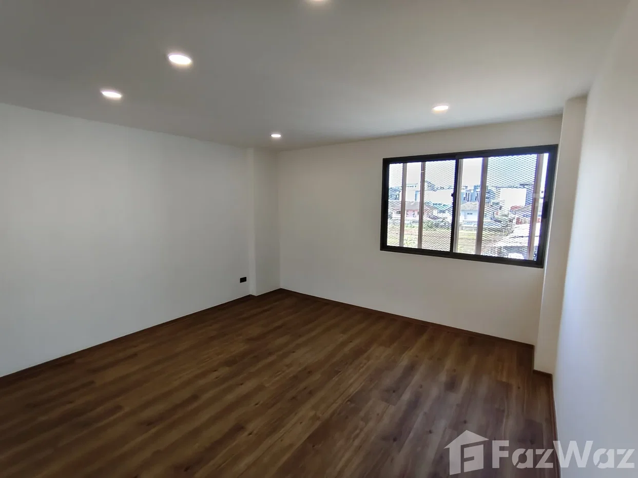 รูป [ขาย] SHO PHATTHANAKARN 32 ทาวน์โฮม ขนาด 4.5 ชั้น (Unit no: 68) 6131023 - รูปที่ 85/94