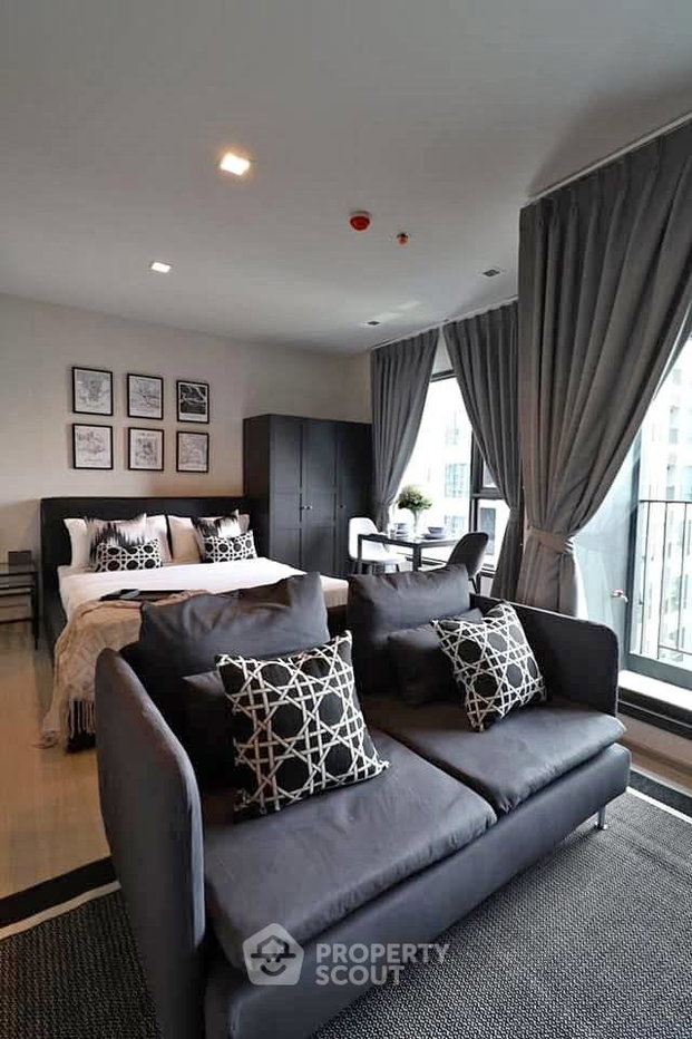 picture Studio Condo at Life Asoke - Rama 9 near MRT Phra Ram 9 (ID 2773790) - 1/10