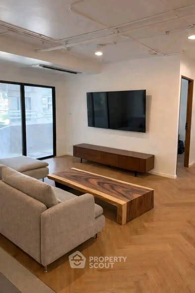 picture 3-BR Condo at Richmond Palace Condominium near BTS Phrom Phong (ID 2773560) - 3/8