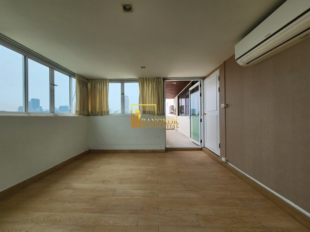 รูป Desirable 4 Bedroom Duplex Apartment in Phrom Phong Area - BR0452AP - รูปที่ 26/39