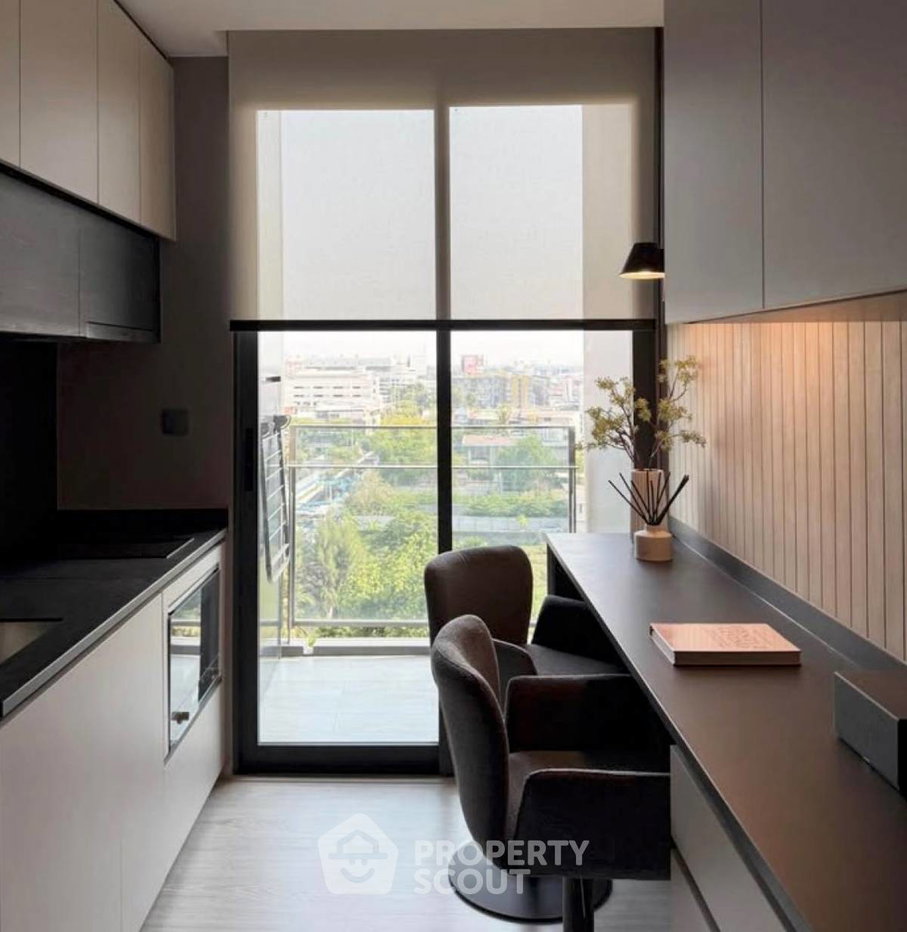 รูป คอนโด 1-ห้องนอน ที่ เดอะ รูม สุขุมวิท 38 ใกล้ BTS เอกมัย (ID 2769312) - รูปที่ 3/5