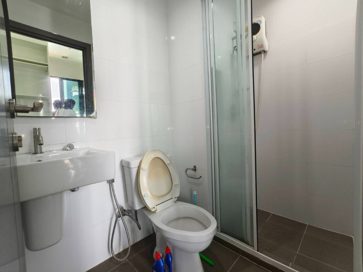 รูป คอนโด ให้เช่า : The Base Park East Sukhumvit 77 : เดอะ เบส พาร์ค อีส ((BTS Onnut อ่อนนุช )) MK-02 line @livingbkk - รูปที่ 6/7