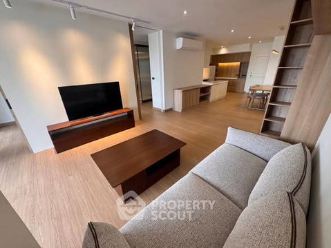 1-BR Condo at Lake Avenue Sukhumvit 16 near BTS Asok (ID 2773474)