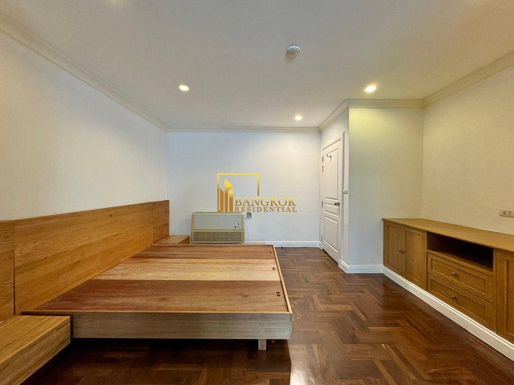 รูป Expansive 3 Bedroom Duplex Apartment in Phrom Phong Area - BR0119AP - รูปที่ 20/50