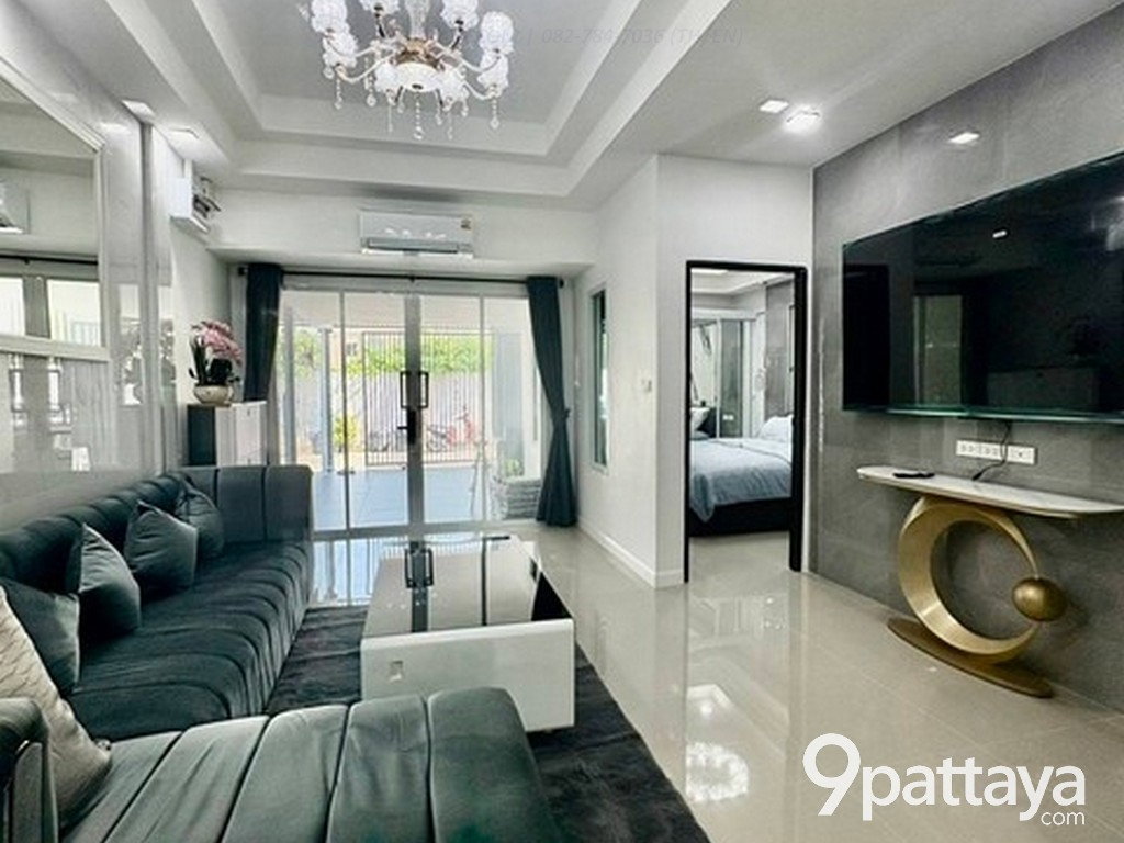 รูป #9P-10549 ทาวน์เฮาส์โมเดิร์นสุดหรู พัทยาใต้ - ปรับปรุงใหม่ทั้งหลัง ใกล้วอล์คกิ้งสตรีท - รูปที่ 1/1