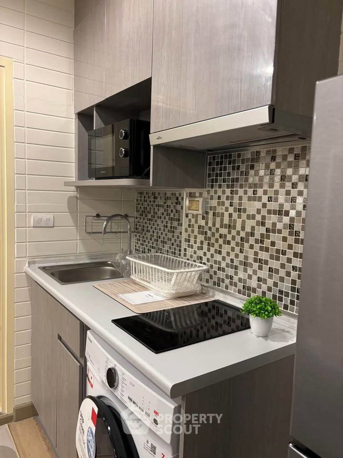 รูป คอนโด 2-ห้องนอน ที่ ไอดีโอ สาทร-ท่าพระ ใกล้ BTS โพธิ์นิมิตร (ID 2775703) - รูปที่ 11/16