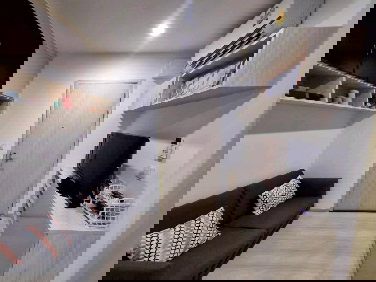 รูป ไลฟ์ อโศก [ Life Asoke ]

✅ว่างพร้อมอยู่
สถานที่ใกล้เคียง: MRT เพชรบุรี, Airport Link มักกะสัน
Room Type: 29 ตร.ม. 
1 ห้องนอน / 1 ห้องน้ำ
1 ที่จอดรถ - รูปที่ 1/9