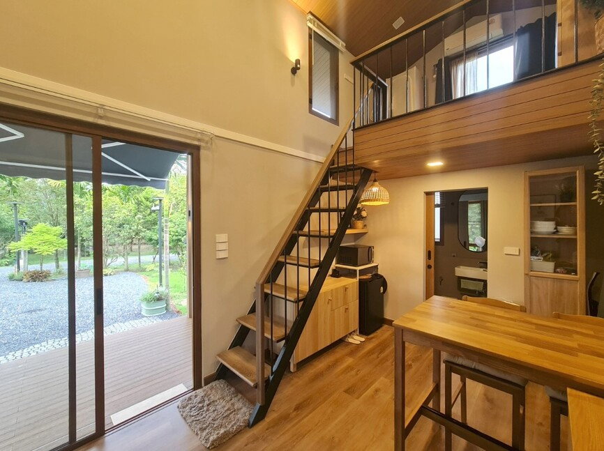 รูป ขายบ้านสำเร็จรูป บ้านโมดูลาร์ สไตล์ loft 1 ห้องนอน 1ห้องน้ำ ระเบียง และมีบ้านสำหรับสัตว์เลี้ยง รับสร้างทั่วประเทศ - รูปที่ 10/15