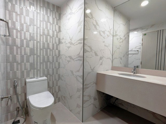 รูป C6705 ให้เช่า  :  คอนโด  เดอะ เทรนดี้ คอนโดมิเนียม ( BTS นานา ) 064 665 4666 - รูปที่ 6/6