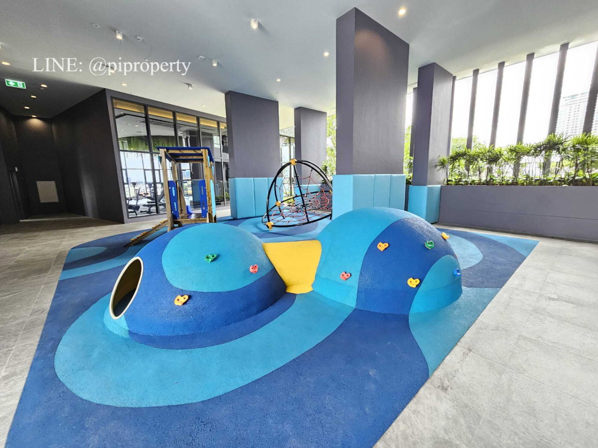 รูป ห้องพักพร้อมเฟอร์นิเจอร์ครบครันให้เช่า ในย่านสุขุมวิท - พระราม 4 พร้อมเข้าอยู่ได้ทันที - รูปที่ 28/34