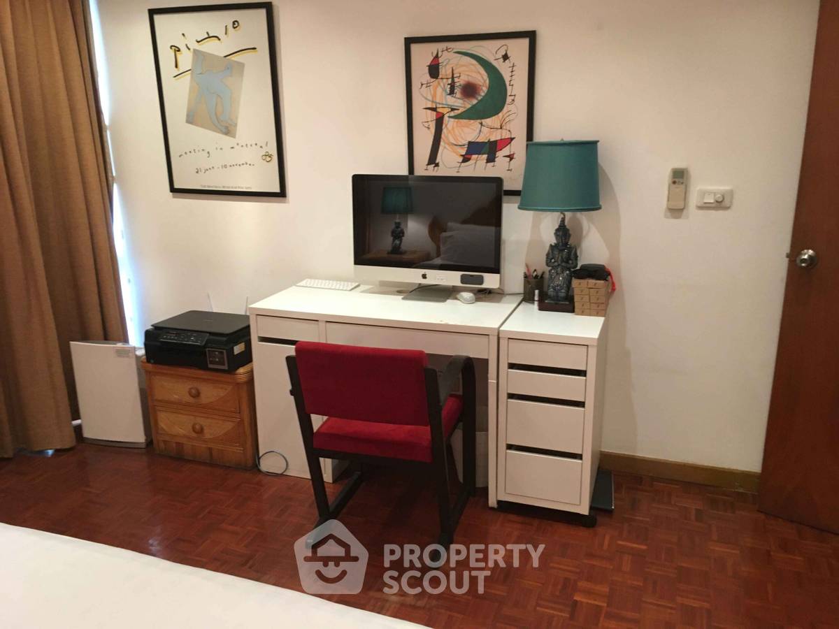 รูป คอนโด 1-ห้องนอน ที่ สุขุมวิท สวีท คอนโดมิเนียม ใกล้ BTS นานา (ID 512718) - รูปที่ 5/7