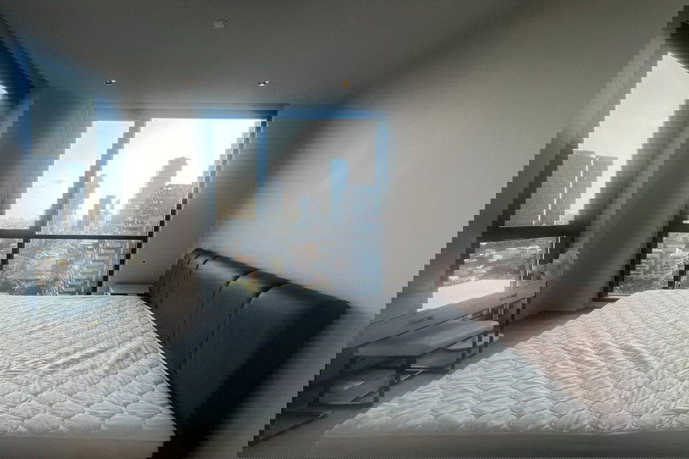 รูป 🔥 เช่าด่วน !! คอนโดหรู ใจกลางสาทร !! The Reserve Sathorn, 1 ห้องนอน, 1 ห้องน้ำ, ชั้นสูง 18++ !!🔥Code C20221203476 แต่งครบ, พร้อมเข้าอยู่📣📣 - รูปที่ 6/16