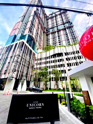 คอนโดให้เช่า : 🔥 ถูกสุดในโครงการ ด่วนก่อนหลุด ‼️ ให้เช่า Altitude Unicorn Sathorn–Tha Phra คอนโดทำเลดี ใกล้ BTS ตลาดพลู ห้องสวย เฟอร์ครบ เครื่องใช้ไฟฟ้าครบ พ