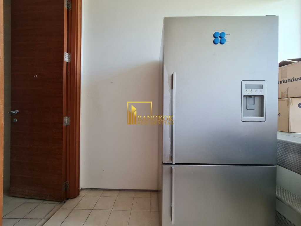 picture Ficus Lane | Impressive 3 Bedroom Condo in Phra Khanong - BR15945CD - 10/36
