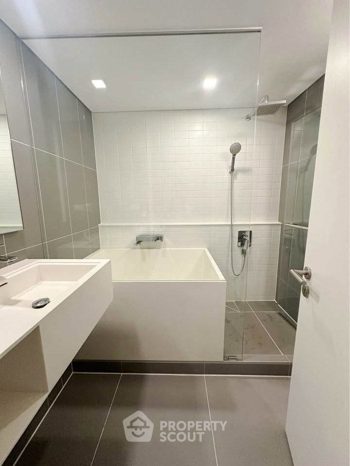 รูป คอนโด 1-ห้องนอน ที่ รามาดา พลาซ่า เรสซิเดนซ์ สุขุมวิท48 ใกล้ BTS พระโขนง (ID 2549163) - รูปที่ 3/18