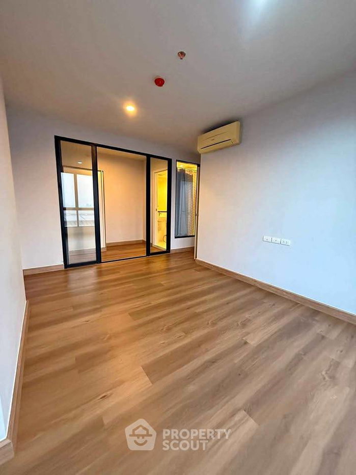 picture 2-BR Condo at The Tree Interchange near MRT Bang Pho (ID 2776462) - 1/8