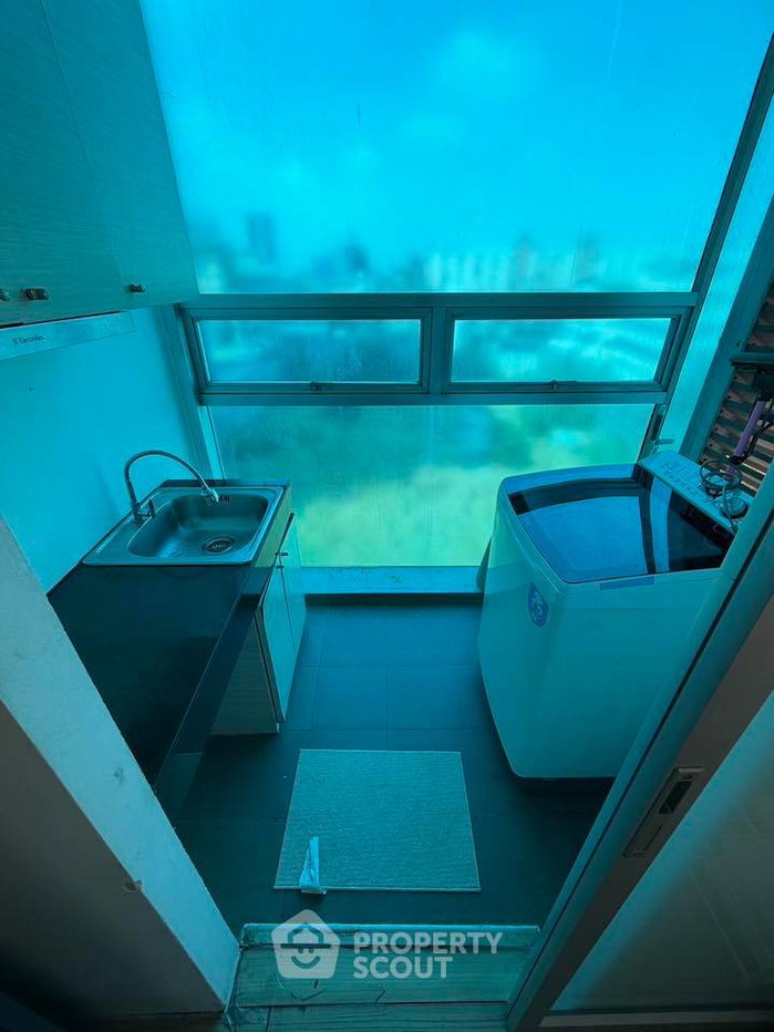 รูป คอนโด 2-ห้องนอน ที่ เดอะ คัลเลอร์ลี่ วิวิด คอนโดมิเนียม ใกล้ MRT ห้วยขวาง (ID 2775706) - รูปที่ 8/27