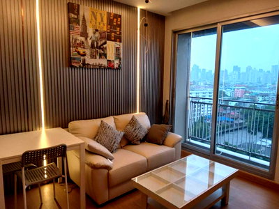 คอนโด กรุงเทพมหานคร : P-108453 วิวเมืองสวยงาม พร้อมเข้าอยู่! ทรู ทองหล่อ ใกล้ BTS ทองหล่อ 2.4M | Line Id: @easycondoplus | 099-229-6397