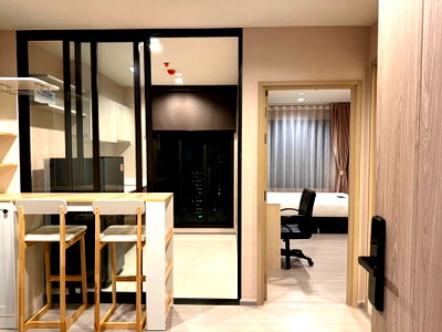 คอนโดให้เช่า : เช่าคอนโด Life Sathorn Sierra/ไลฟ์ สาทร เซียร์รา (A6904007)  ID Line : @condo42
