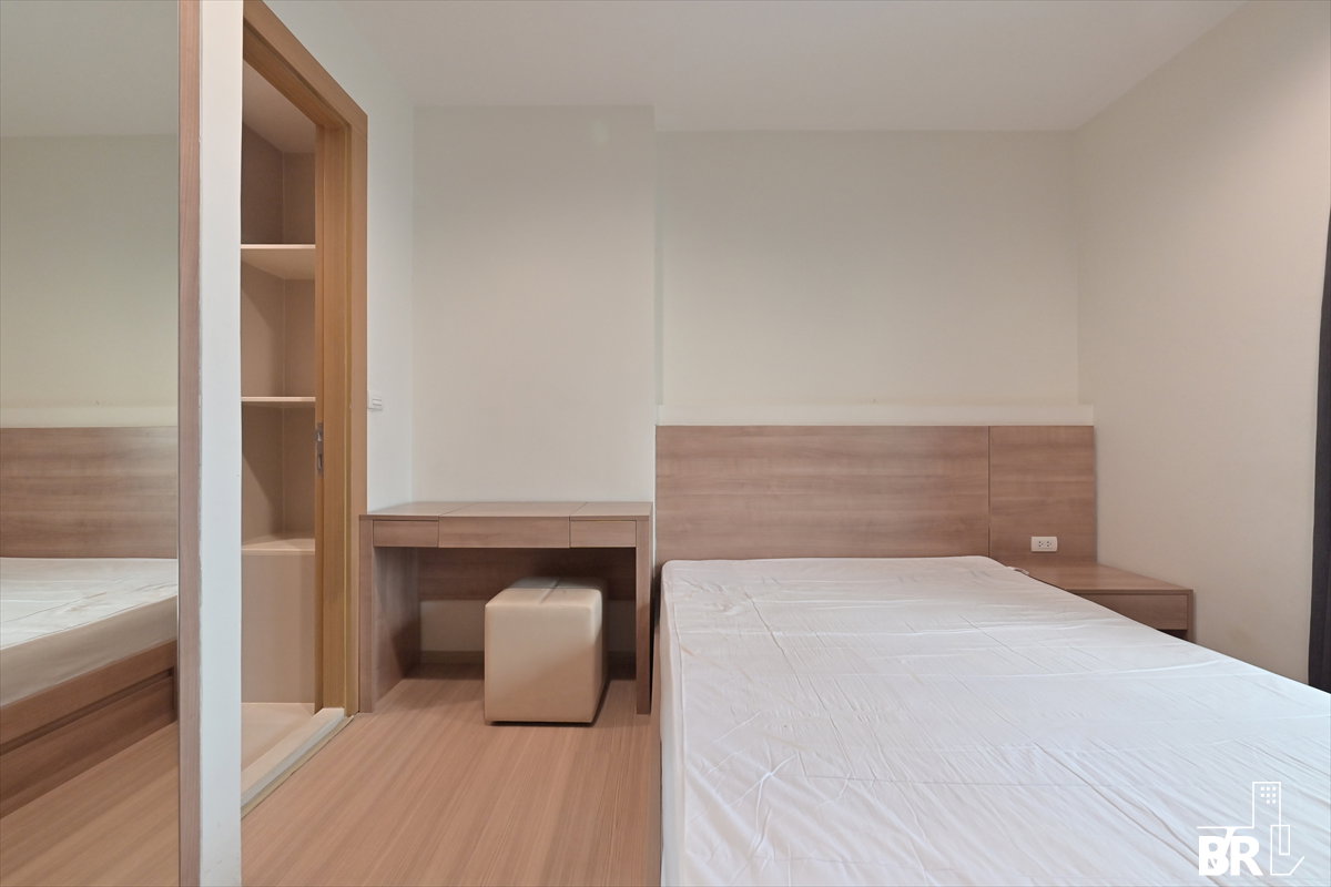 รูป  เช่าคอนโด 🧡 RHYTHM Ratchada-Huaikhwang ใกล้ MRT ห้วยขวาง 1นอน 46ตรม 21k ห้องสวย เฟอร์ครบ 🧸  - รูปที่ 3/8