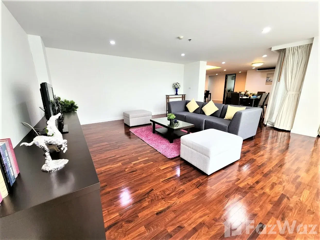 picture Spacious 3 Bedrooms 3 Bathrooms Unit 1163018 - 6/15