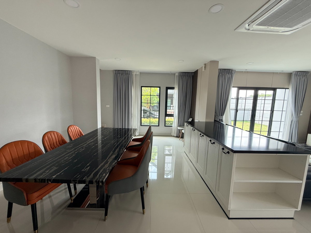 รูป ให้เช่า Centro Bangna บ้านเดี่ยว 2 ชั้น 296 sq.m. ฟังก์ชัน 4 ห้องนอน 4 ห้องน้ำ 3 จอดรถ.พร้อมเข้าอยู่ - รูปที่ 14/16