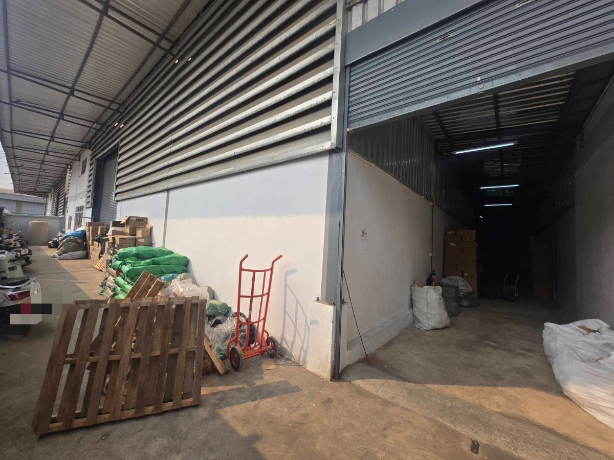 รูป ให้เช่า ขายโรงงาน โกดัง คลังสินค้า ออฟฟิศ 2 ชั้น ขนาดทั้งหมด 700 ตร.ม. เหมาะต่อธุรกิจ ซอยยายแผ้ว ( ซอยอยู่เจริญ3 ) นาดี สมุทรสาคร - รูปที่ 11/14