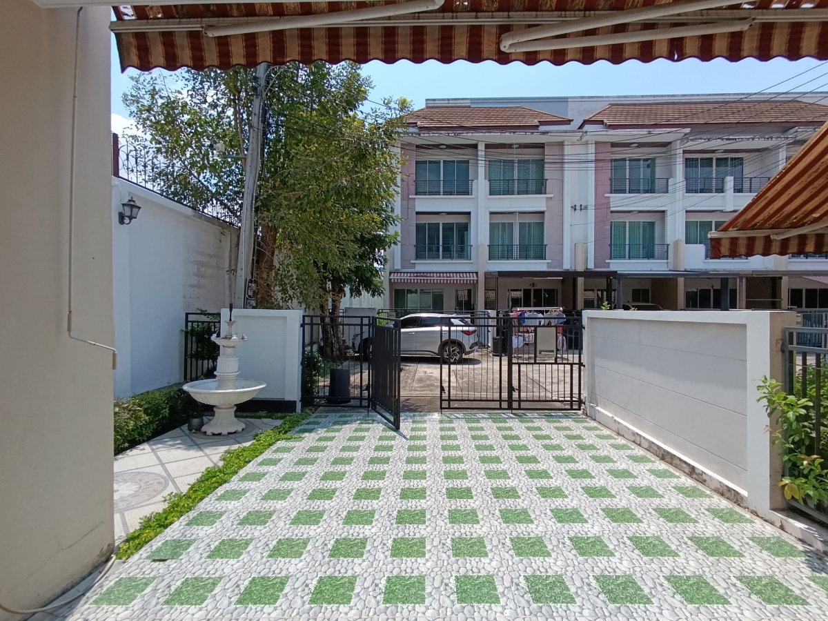 รูป ขายทาวน์โฮม 3 ชั้น หลังมุม บ้านกลางเมือง อ่อนนุช-วงแหวน - รูปที่ 3/34