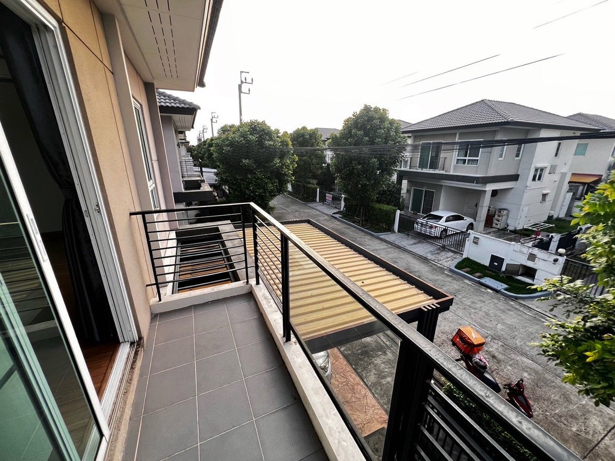 รูป ขายบ้านเดี่ยว หมู่บ้านเดอะเซนโทร รามอินทรา 109 ใกล้รถไฟฟ้าสายสีชมพู (N.2054) - รูปที่ 10/13