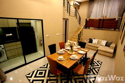 Townhouses for rent Bangkok : Fully furnished 3 stories townhome at Arden Pattanakarn 636966