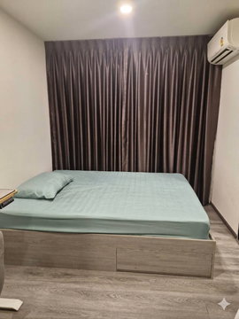 Urgent sale! Condo in On Nut area, with existing tenant providing immediate return on investment of 6.x%.