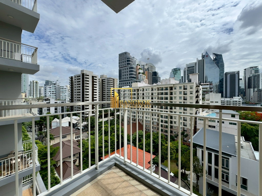 picture Baan Siri 24 | Charming 2 Bedroom Condo in Phrom Phong - BR19453CD - 5/36
