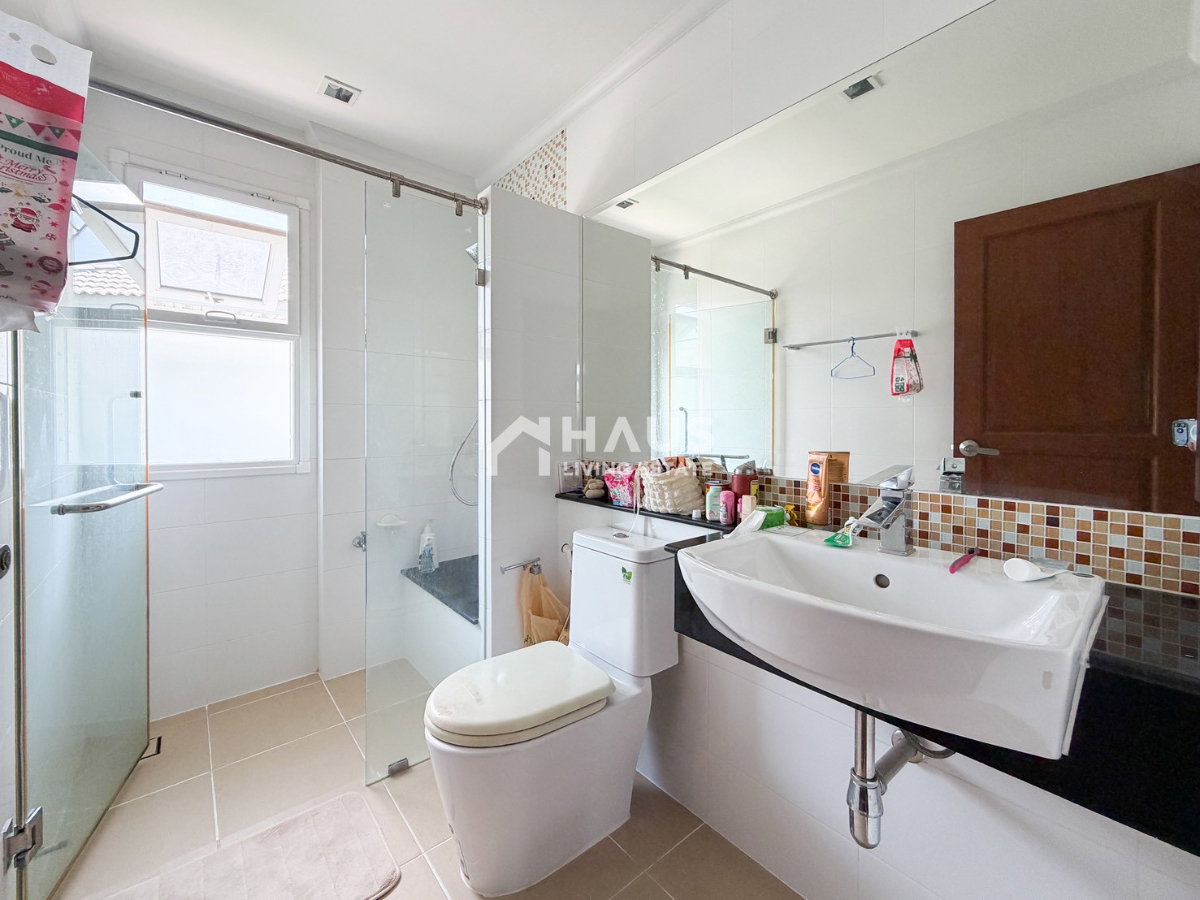 รูป 🚨 ด่วน! ราคาดี ทำเลติดถนนใหญ่ (บ้านสวยพร้อมอยู่ หิ้วกระเป๋ามาเลย)🔥 ขายบ้านเดี่ยว ศุภาลัย พรีมา วิลล่า พุทธมณฑล สาย 3 🔥 / 4 ห้องนอน #HPHU068 - รูปที่ 26/30