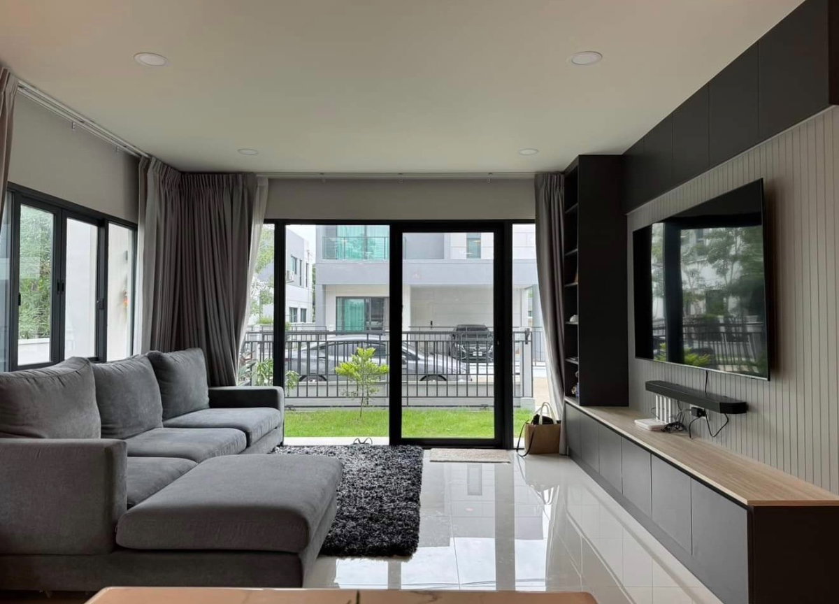 รูป บ้านเดี่ยวให้เช่า 📍 Centro Bangna 📍 3 ห้องนอน 4 ห้องน้ำ เฟอร์นิเจอร์ และ เครื่องใช้ไฟฟ้าครบ  - รูปที่ 3/11