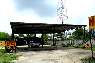 เช่าที่ดิน ถนนบางกรวย-ไทรน้อย : ให้เช่าที่ดินถมแล้ว 225 ตร.ว. บนถนนบางกรวย - ไทรน้อย ใกล้บิ๊กซี ซูเปอร์เซ็นเตอร์ ไทรน้อย นนทบุรี 