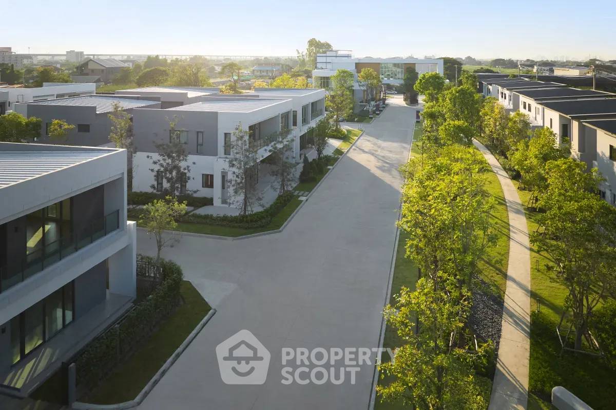 รูป บ้าน 3-ห้องนอน ที่ เซนโทร พระราม 9 – มอเตอร์เวย์ 2 ใกล้ ท่าอากาศยานสุวรรณภูมิ (ID 2776078) - รูปที่ 5/6