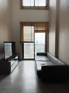 ขายคอนโด นายน์ บาย แสนสิริ อาคาร B ชั้น 27 Duplex 2 ห้องนอน ขนาด 68 ตรม ใกล้ ตลาดเจริญรัถ