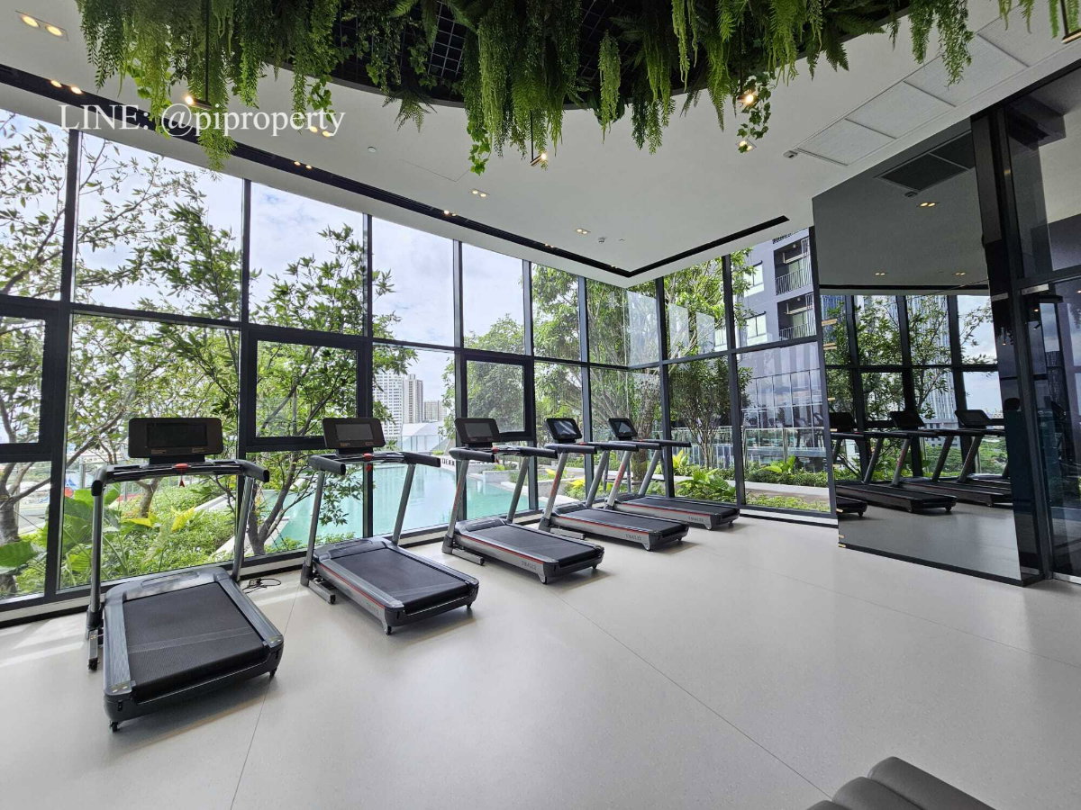 รูป ห้องพักพร้อมเฟอร์นิเจอร์ครบครันให้เช่า ในย่านสุขุมวิท - พระราม 4 พร้อมเข้าอยู่ได้ทันที - รูปที่ 29/34