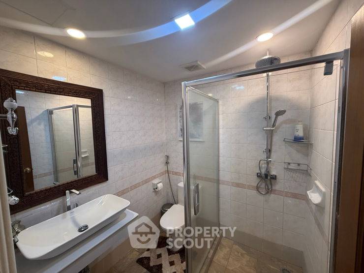 รูป คอนโด 2-ห้องนอน ที่ สาธร การ์เด้นส์ ใกล้ MRT สีลม (ID 2755478) - รูปที่ 22/23