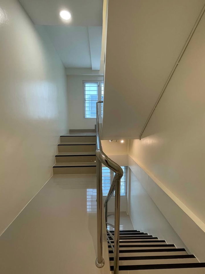 รูป รีโนเวทใหม่ให้เช่า ทำเลสุขุมวิท 93 เดินถึง BTS แค่ 150 เมตร - รูปที่ 17/36