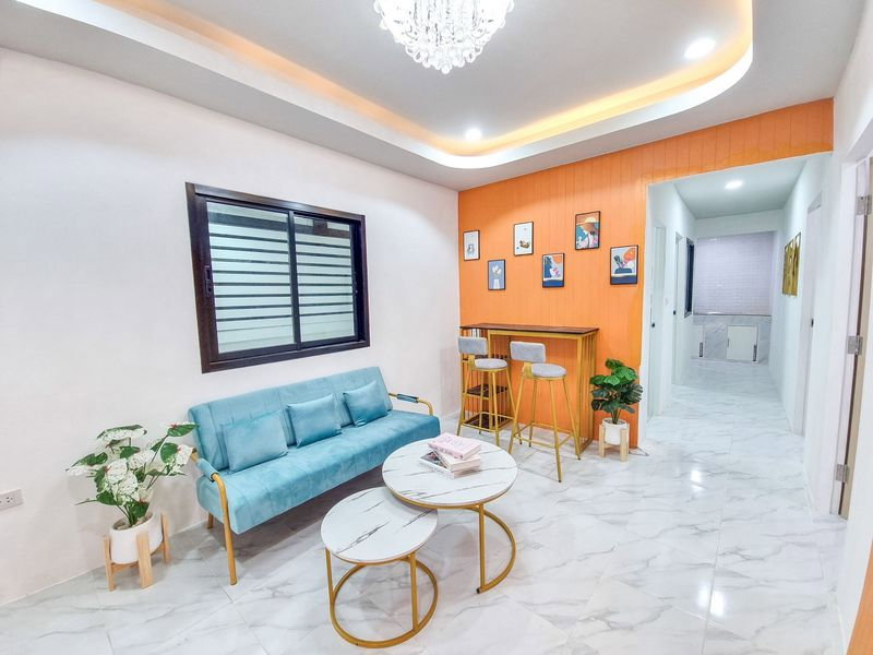 รูป ขายด่วน! บ้านเดี่ยวรีโนเวทใหม่ ใกล้เครือสหพัฒน์-นิคมแหลมฉบัง - รูปที่ 3/11