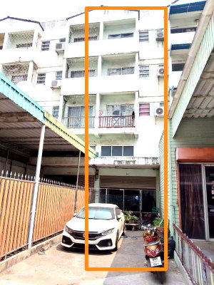 Shophouses for sale Song Prapha Road : Urgent Sale! 4-storey commercial building at the lowest price in this area. Donmaung 32 sq. wah.