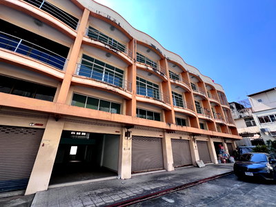 อาคารพาณิชย์ กรุงเทพมหานคร : ขายตึกแถว 3 ชั้น 5 คูหา @ตลาดการค้าหนองแขม 81/ 43.7  ตรว   6 ห้องน้ำ ห่างปากซอยแค่ 15 เมตร