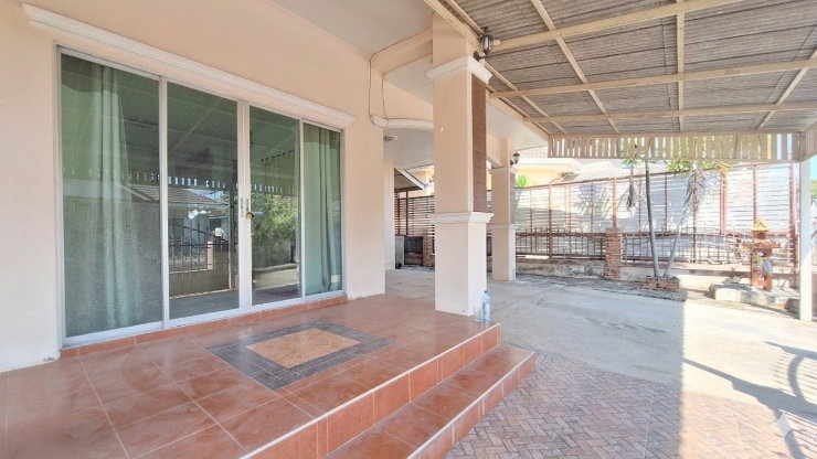 รูป ขายบ้านโครงการธนาพร เลคโฮม  แยกหลุยส์ ตรงข้ามนานาชาติ Mill hill เชียงใหม่-สันกำแพง เนื้อที่ 60 ตร.ว.3นอน 3 น้ำ 2 ครัว 2 จอด ราคา 2.5 ล้านบาท 
 - รูปที่ 3/19