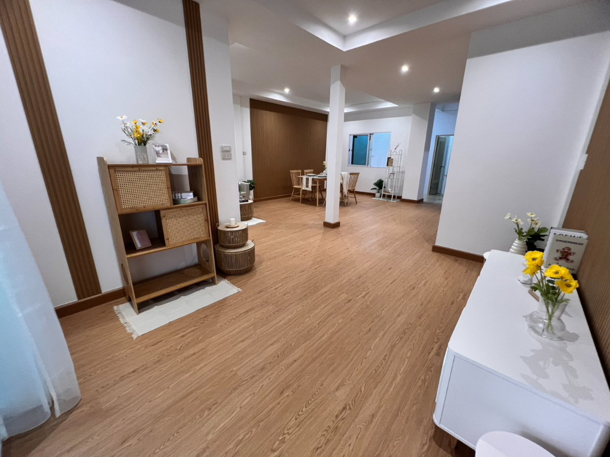รูป 🎉 ขายทาวน์โฮม 2 ชั้น 🌟 ในซอยจรัญ 35 🌟 22.6 ตรว 🌟 รีโนเวทใหม่สไตล์มินิมอล 🏡 - รูปที่ 6/30