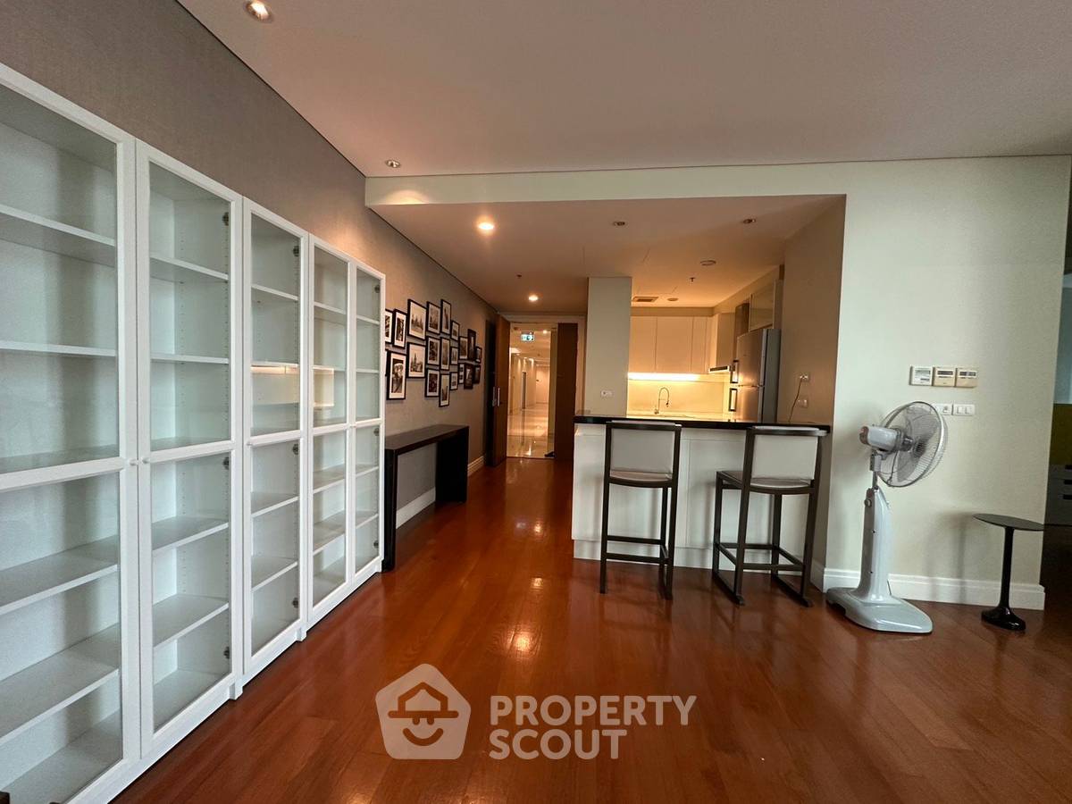 รูป คอนโด 3-ห้องนอน ที่ ไบร์ท สุขุมวิท 24 คอนโดมิเนียม ใกล้ BTS พร้อมพงษ์ (ID 2083241) - รูปที่ 4/16